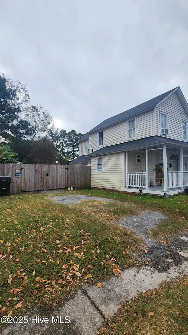 704 Grady ST, Elizabeth City, NC 27909