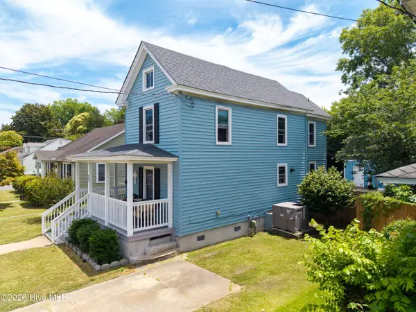 803 Maple ST, Elizabeth City, NC 27909