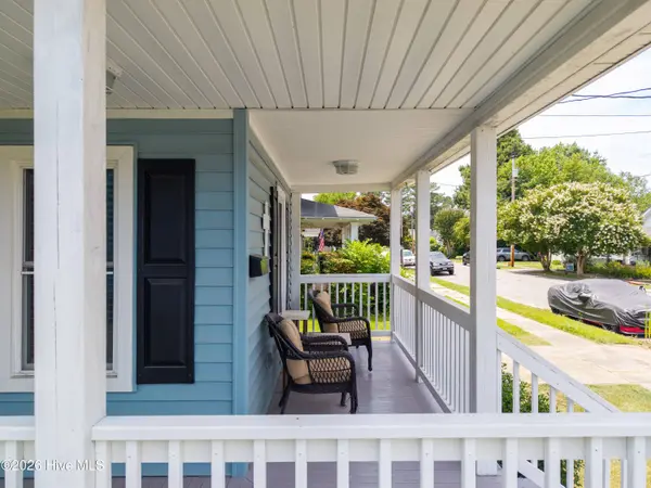 803 Maple ST, Elizabeth City, NC 27909