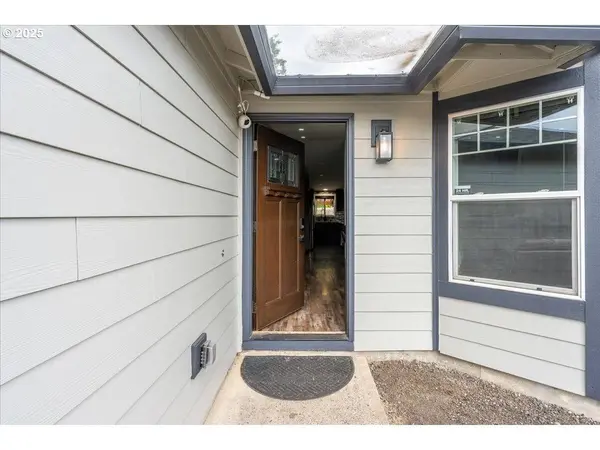 802 NW 17TH CIR, Battle Ground, WA 98604