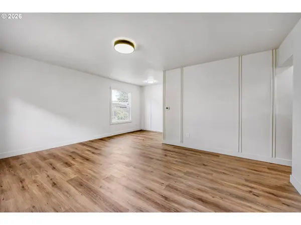 3136 NE 83RD AVE, Portland, OR 97220