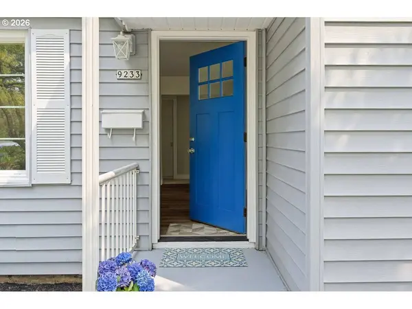 9233 SE MORRISON ST, Portland, OR 97216