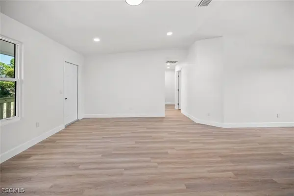 4101 3rd ST SW, Lehigh Acres, FL 33976