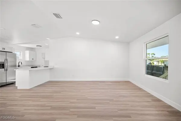 4101 3rd ST SW, Lehigh Acres, FL 33976