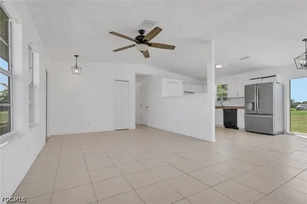 2028 NE 17th PL, Cape Coral, FL 33909