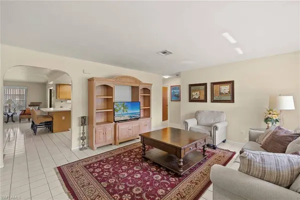 3602 SW 3rd AVE, Cape Coral, FL 33914
