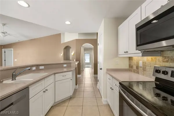 2933 NW 25th TER, Cape Coral, FL 33993