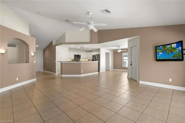 2933 NW 25th TER, Cape Coral, FL 33993