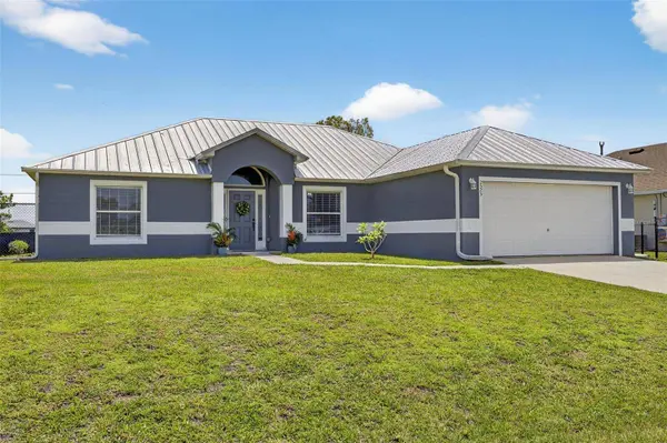 2525 NE 4TH PL, Cape Coral, FL 33909