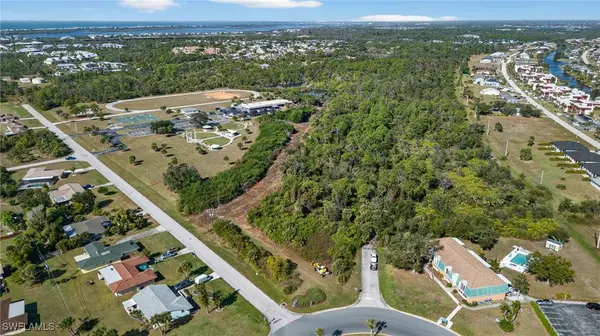 3596 Cape Haze DR, Rotonda West, FL 33947