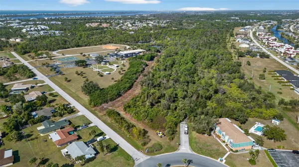3596 CAPE HAZE DR, Rotonda West, FL 33947