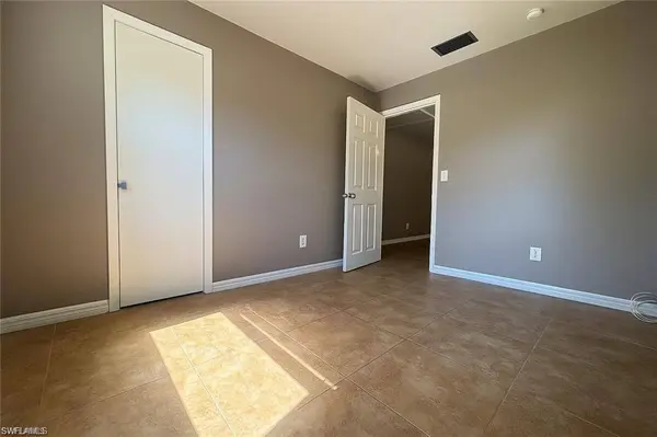 5440 / 5444 11th AVE, Fort Myers, FL 33907
