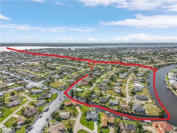 3813 SE 12th PL, Cape Coral, FL 33904