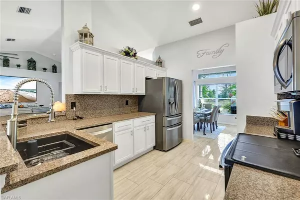 3606 NE 14th PL, Cape Coral, FL 33909