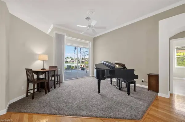 14063 Clear Water LN, Fort Myers, FL 33907