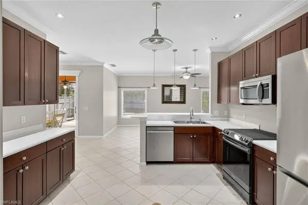 8250 Silver Birch WAY, Lehigh Acres, FL 33971