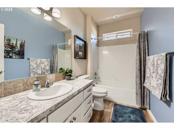 15513 NE 79TH WAY, Vancouver, WA 98682