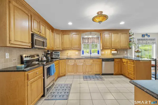 44 Sophia Court, Meriden, CT 06450