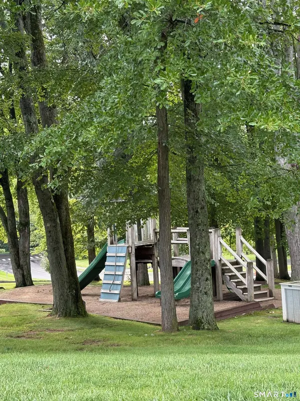 15 Peddlars Drive #15, Branford, CT 06405
