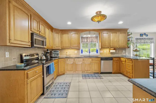 44 Sophia Court, Meriden, CT 06450