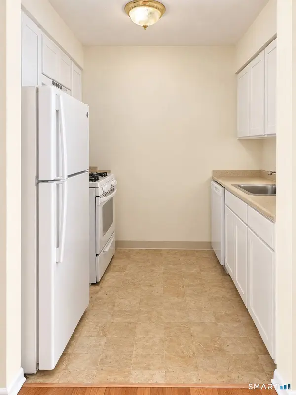 128 Derby Avenue #D, New Haven, CT 06511