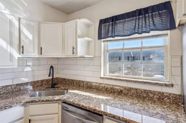 525 CONWAY RD #59, Orlando, FL 32807