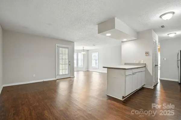 7360 Rose Terrace CT, Charlotte, NC 28215