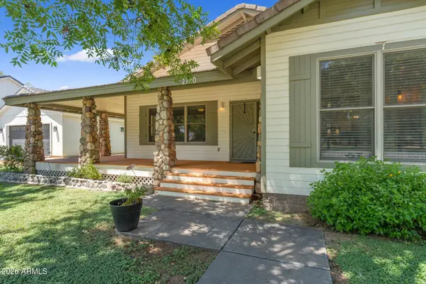 2720 W HARVEST GROVES Lane, Phoenix, AZ 85041