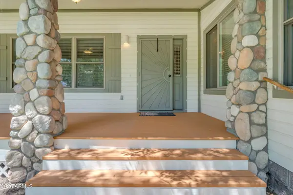 2720 W HARVEST GROVES Lane, Phoenix, AZ 85041