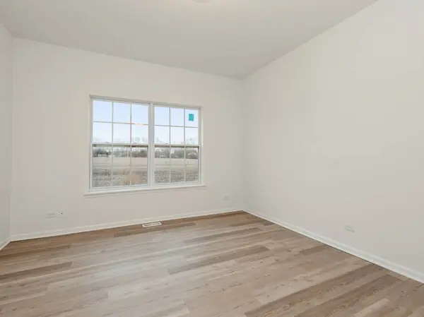 977 Regent DR, Matteson, IL 60443