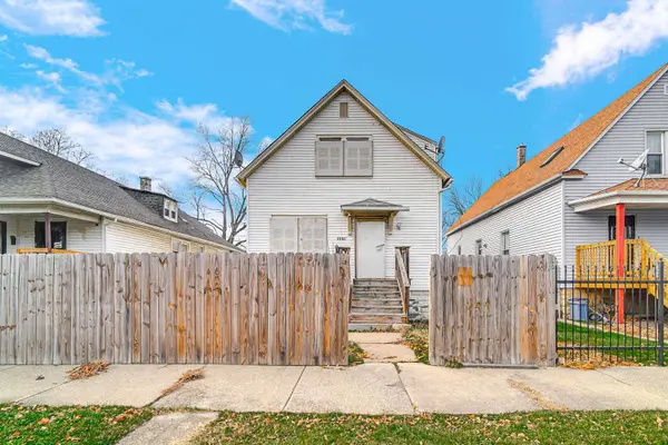 11560 S La Salle ST, Chicago, IL 60628