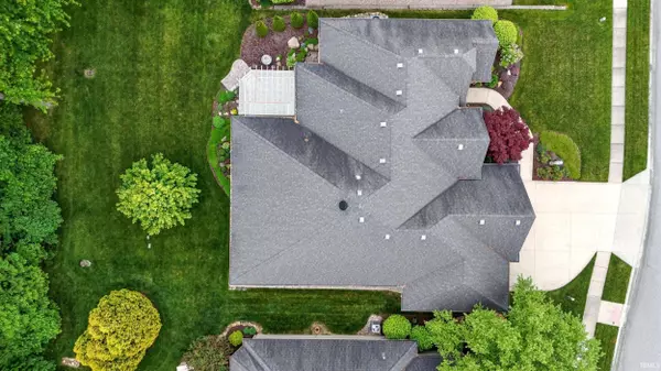 15821 Winterberry Court, Huntertown, IN 46748