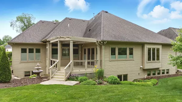 15821 Winterberry Court, Huntertown, IN 46748