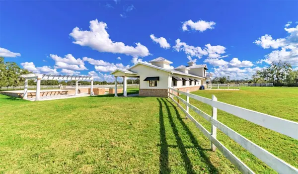 15200 RAWLS RD, Sarasota, FL 34240