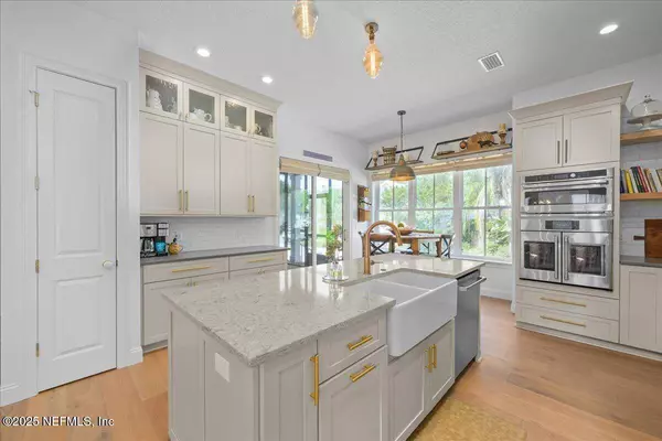 900 WHITE ST, Fernandina Beach, FL 32034