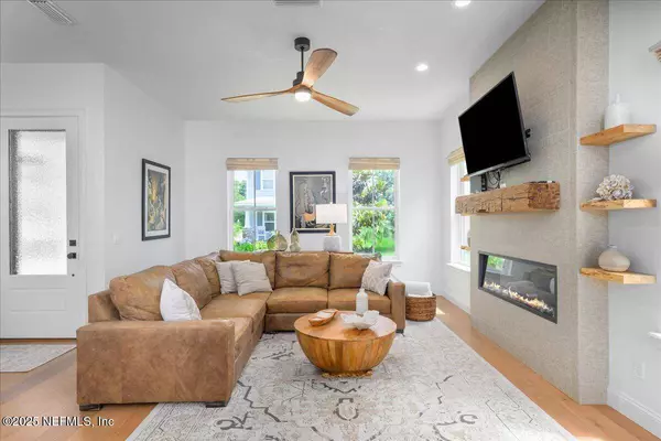 900 WHITE ST, Fernandina Beach, FL 32034