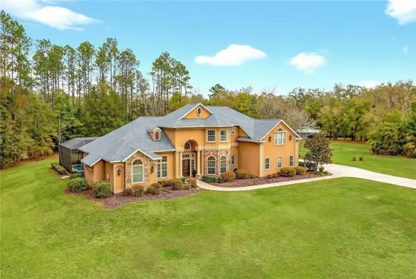 19056 NW 72ND AVE, Alachua, FL 32615