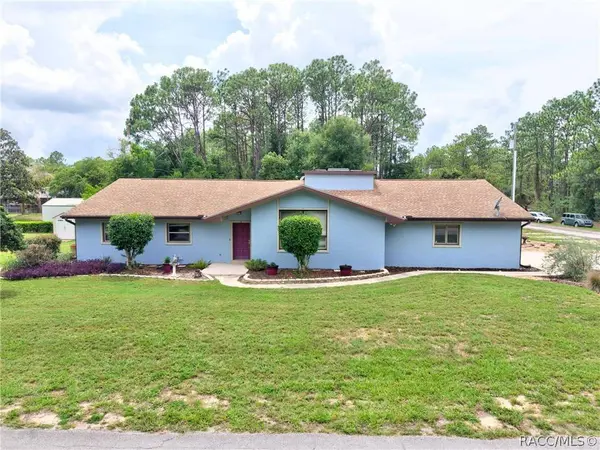 10848 N Dragonis DR, Citrus Springs, FL 34433
