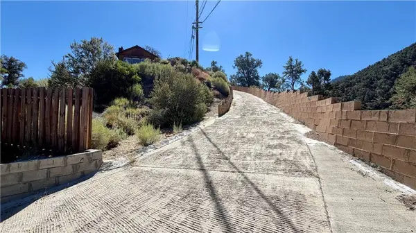 14921 Ward DR, Pine Mountain Club, CA 93225