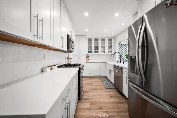 27184 Highlands LN, Valencia, CA 91354