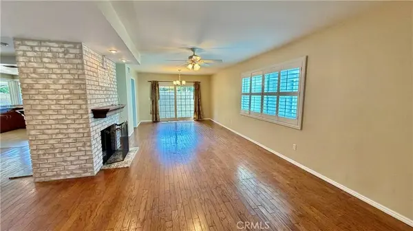 7843 Woodlake AVE, West Hills, CA 91304
