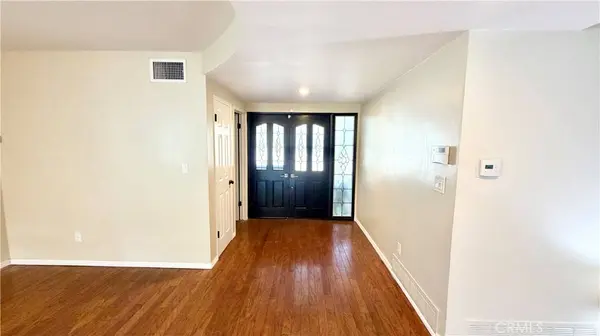 7843 Woodlake AVE, West Hills, CA 91304