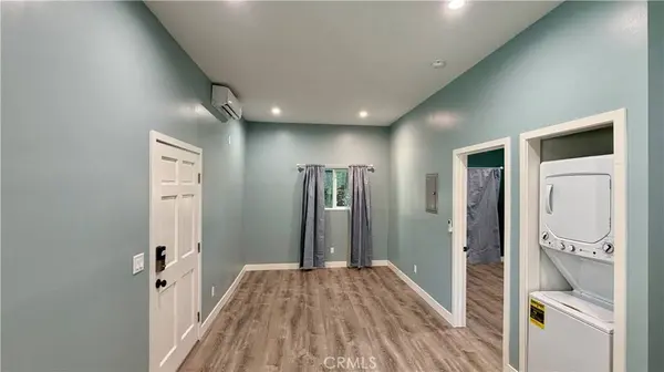 7845 Woodlake AVE, West Hills, CA 91304