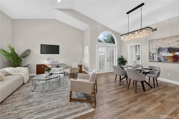 27184 Highlands LN, Valencia, CA 91354