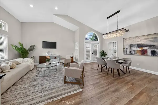 27184 Highlands LN, Valencia, CA 91354