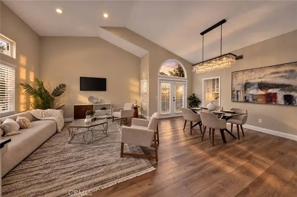 27184 Highlands LN, Valencia, CA 91354