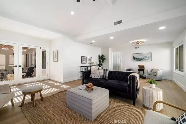 1068 San Pablo CIR, Costa Mesa, CA 92626