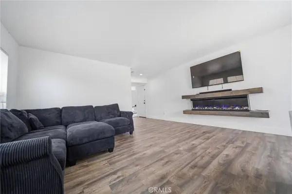 3824 Akina, Perris, CA 92571