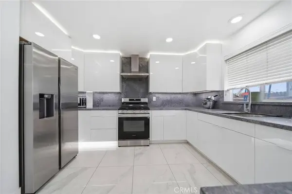 3824 Akina, Perris, CA 92571