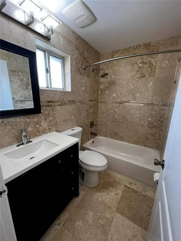 351 NW 82nd Ave #1118, Miami, FL 33126